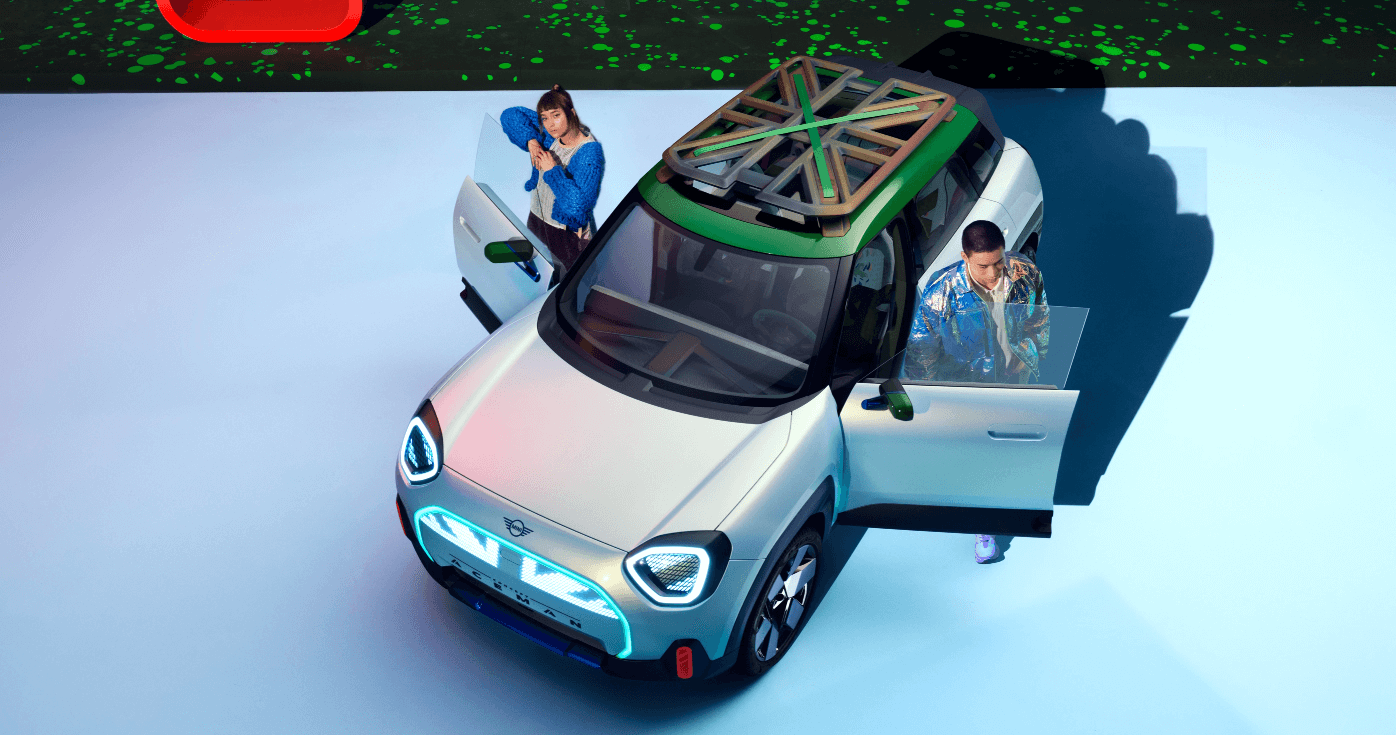 MINI full screen header